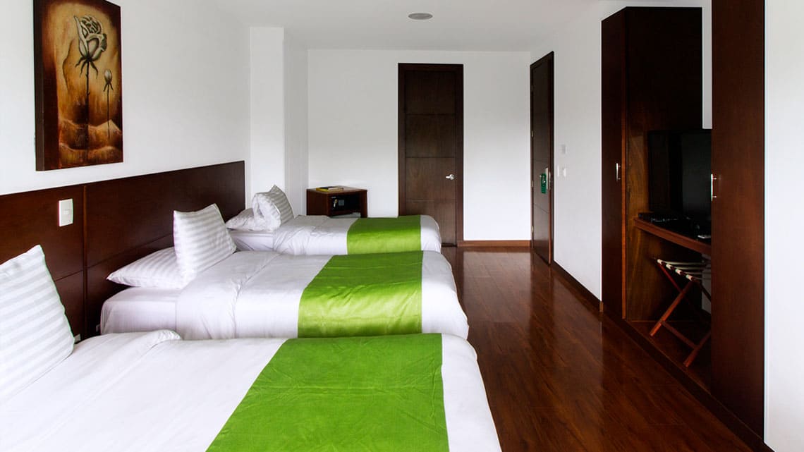 Habitación Quíntuple - Hotel Macao Colombia